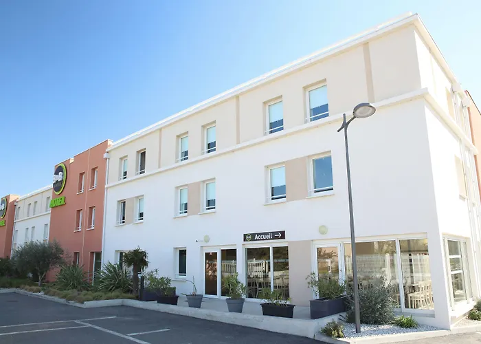 B&B Hotel Marseille Aeroport Saint-Victoret